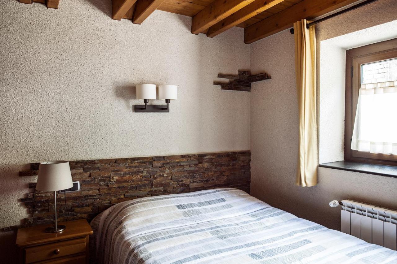 Hostal La Placa Erill la Vall Exterior photo