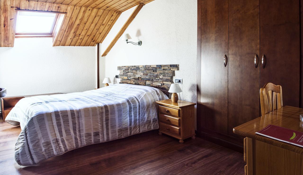 Hostal La Placa Erill la Vall Exterior photo